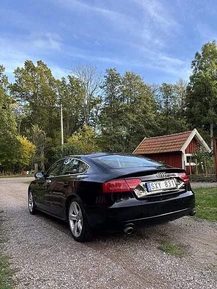 Audi A5 2011 photo 3