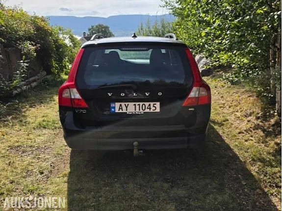 Volvo V70 2010 photo 5
