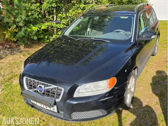 Volvo V70 2010 photo 3