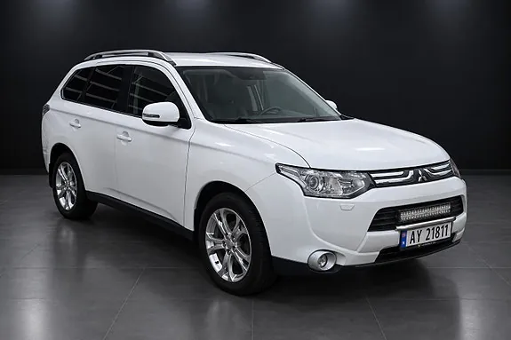 Mitsubishi Outlander 2013 photo 3