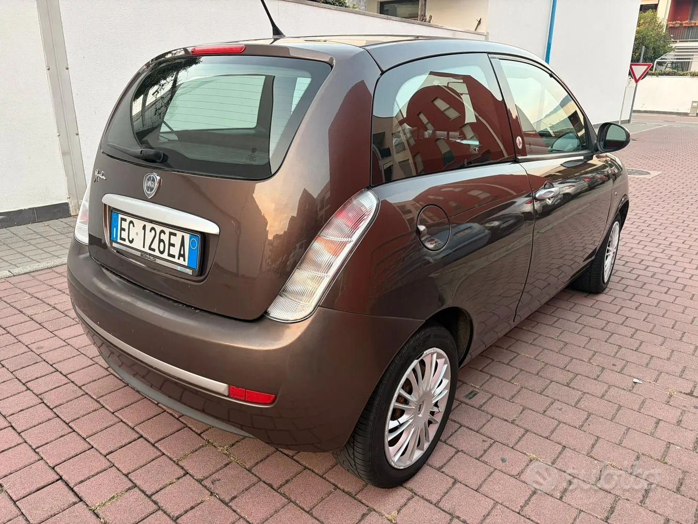 Lancia Ypsilon 2010 photo 3