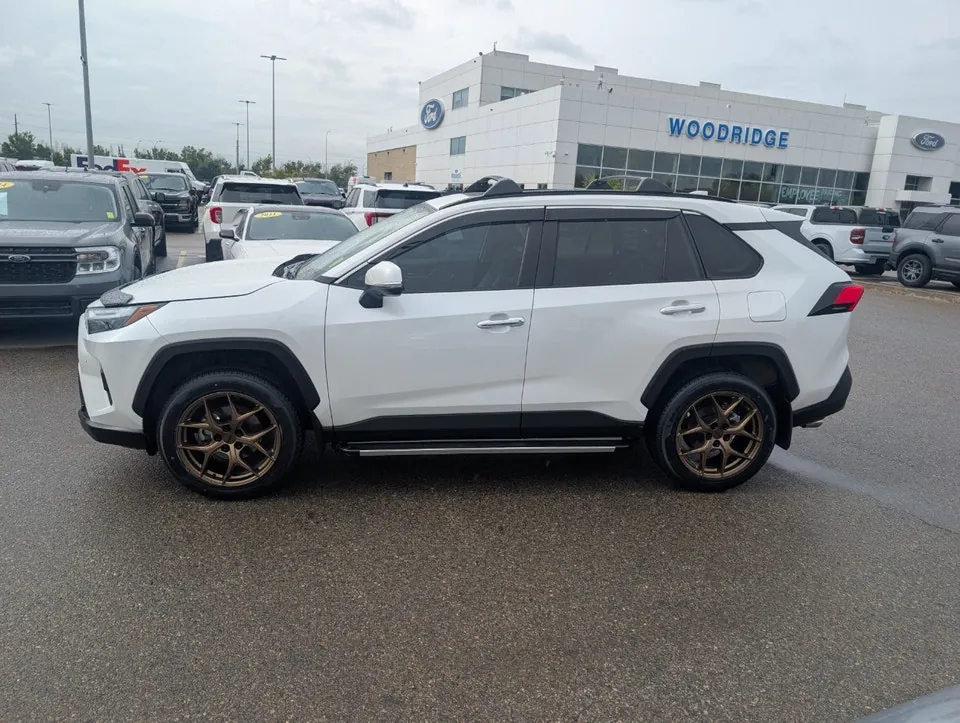 Toyota Rav4 2023 photo 4