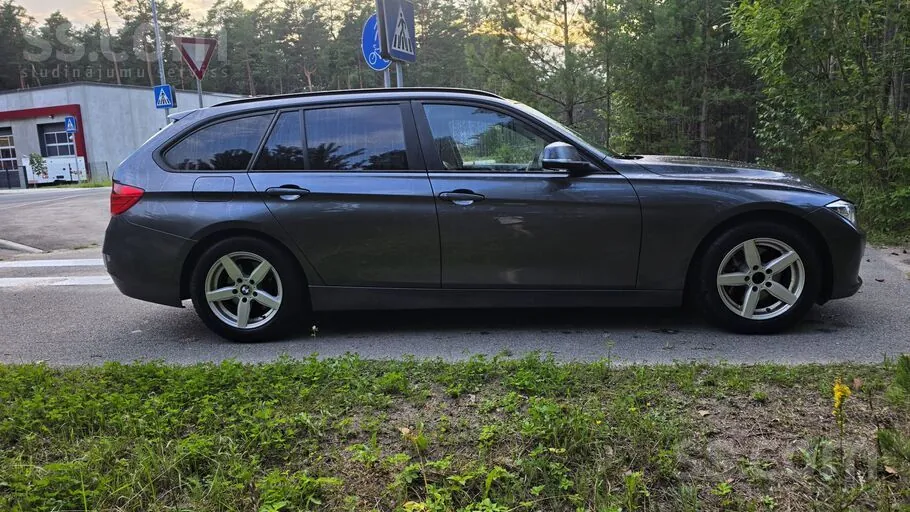 BMW 320 2013 photo 4