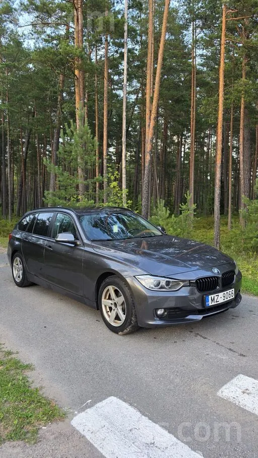 BMW 320 2013 photo 2