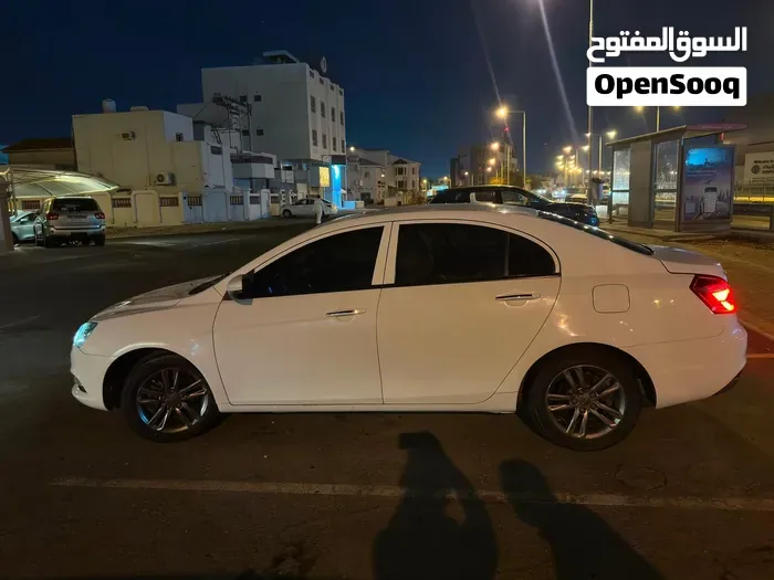 Geely Emgrand 2019 photo 4