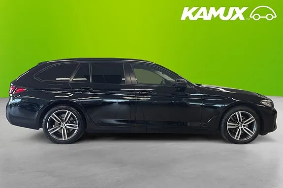 BMW 520D Touring 2022 photo 2