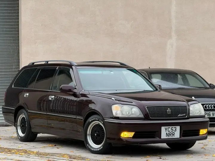 Toyota Crown 2004 photo 4