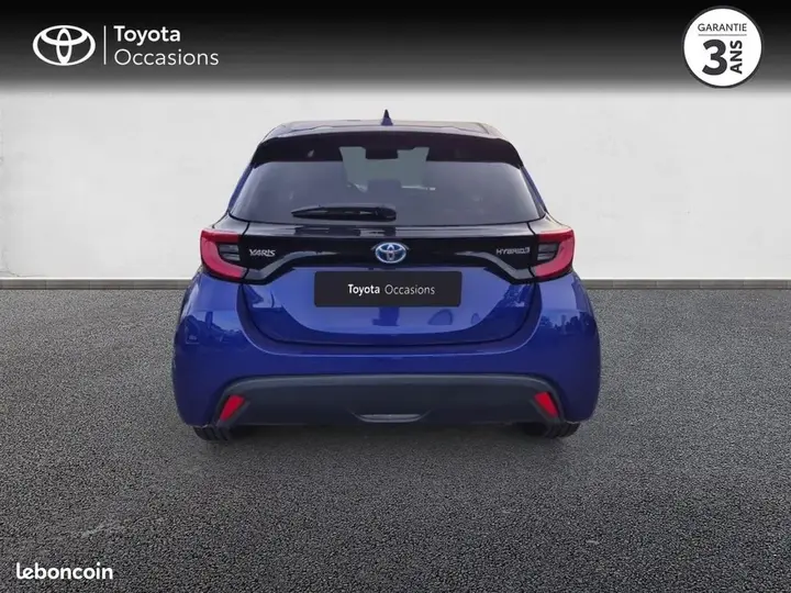 Toyota Yaris 2023 photo 4