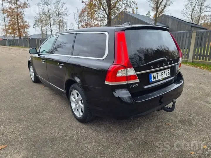 Volvo V70 2015 photo 3