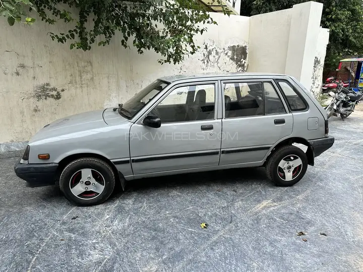 Suzuki Khyber
