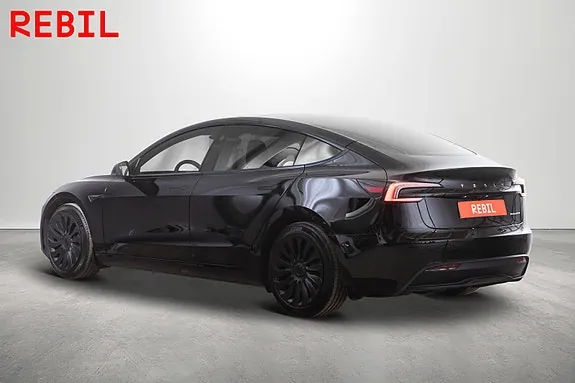 Tesla Model 3 2024 photo 5