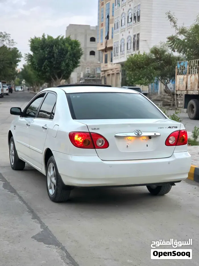 Toyota Corolla 2004 photo 2