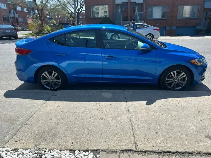 Hyundai Elantra 2017 photo 3
