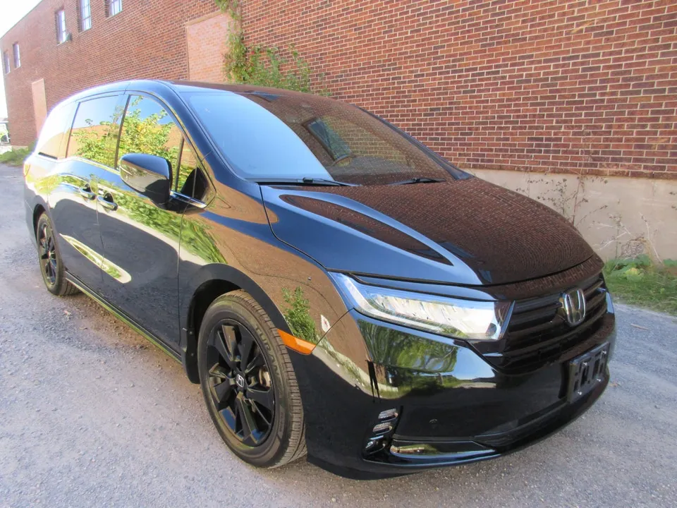 Honda Odyssey 2024 photo 2