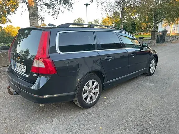 Volvo V70 2011 photo 4
