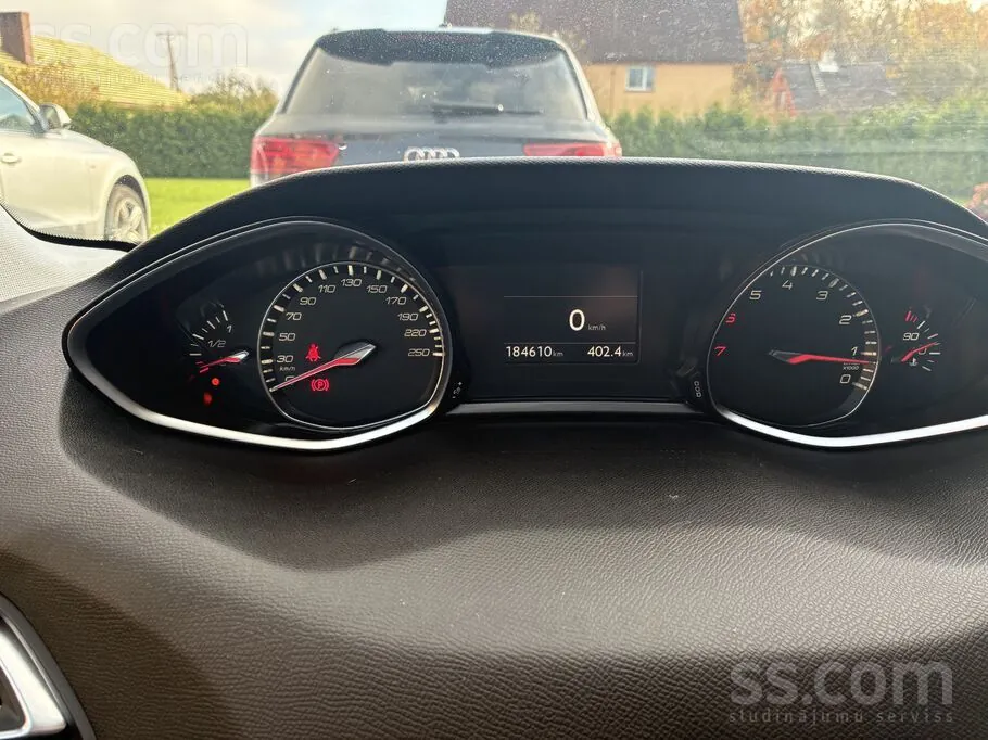 Peugeot 308 2016 photo 5