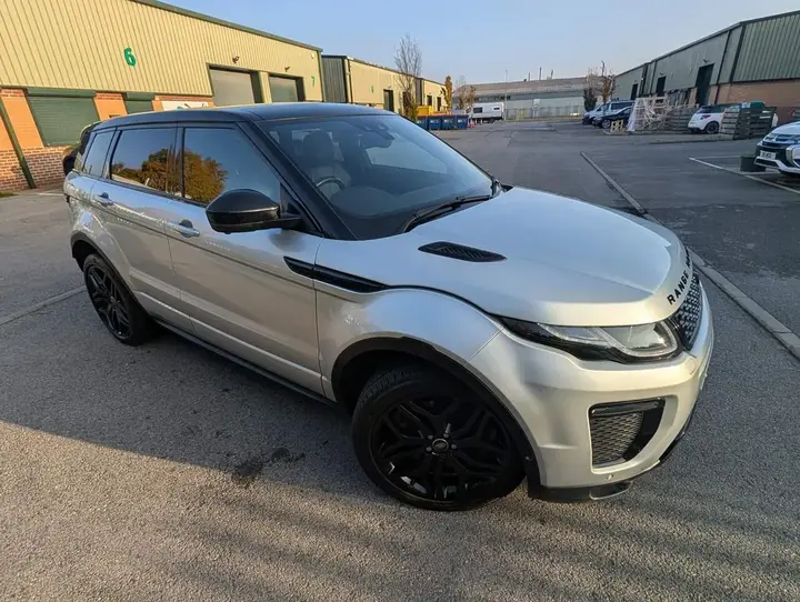 Land Rover Range Rover Evoque 2018 photo 2