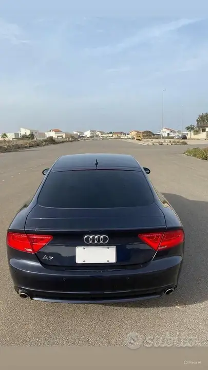 Audi A7 2011 photo 4