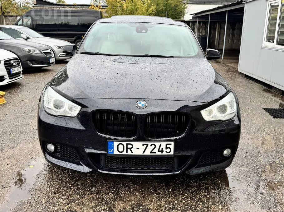 BMW 530D 2012 photo 2