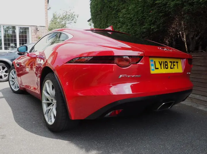 Jaguar F-Type 2018 photo 4