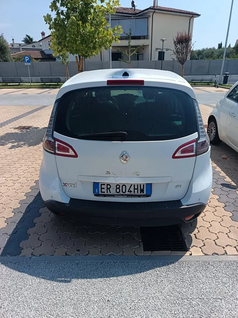 Renault Scenic 2013 photo 3