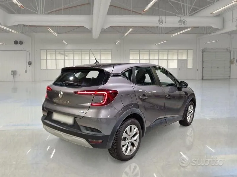 Renault Captur 2022 photo 4