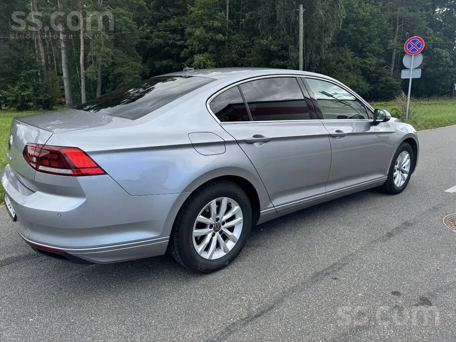 Volkswagen Passat 2022 photo 4
