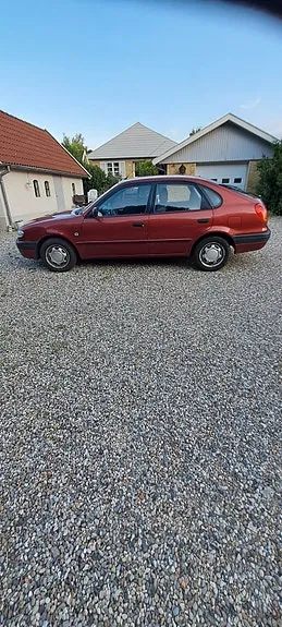 Toyota Corolla 2000 photo 3