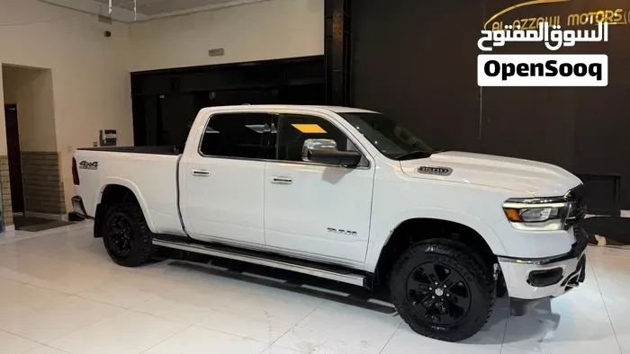 Dodge Ram Laramie 2020 photo 2