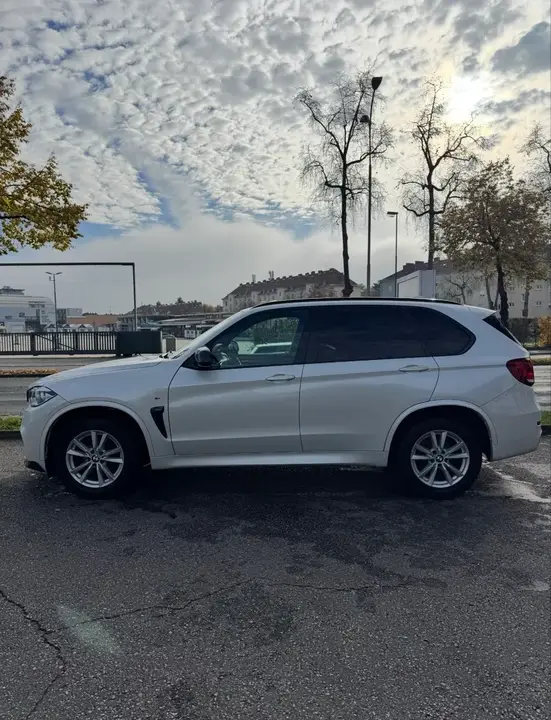BMW X5 2015 photo 3