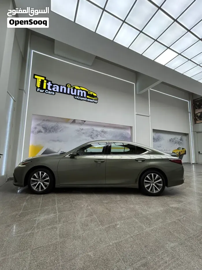 Lexus Es 300 2019 photo 4