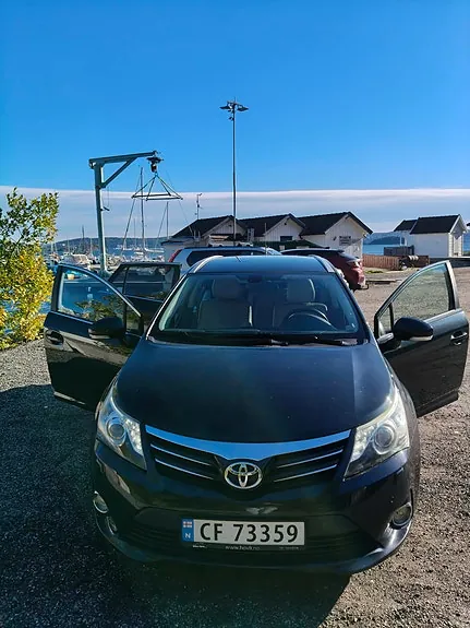 Toyota Avensis 2014 photo 3
