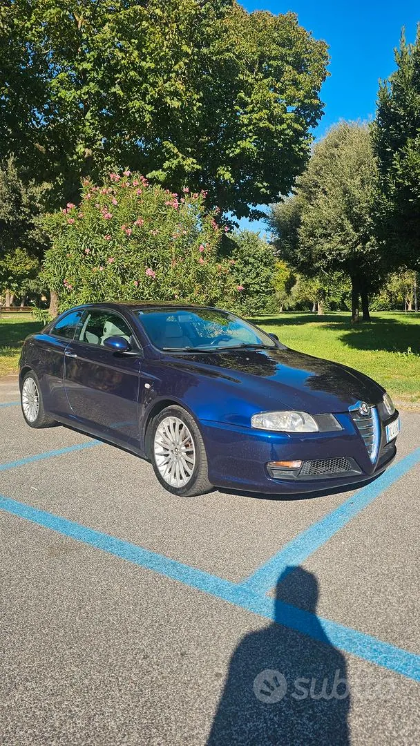 Alfa Romeo Gt 2006 photo 2
