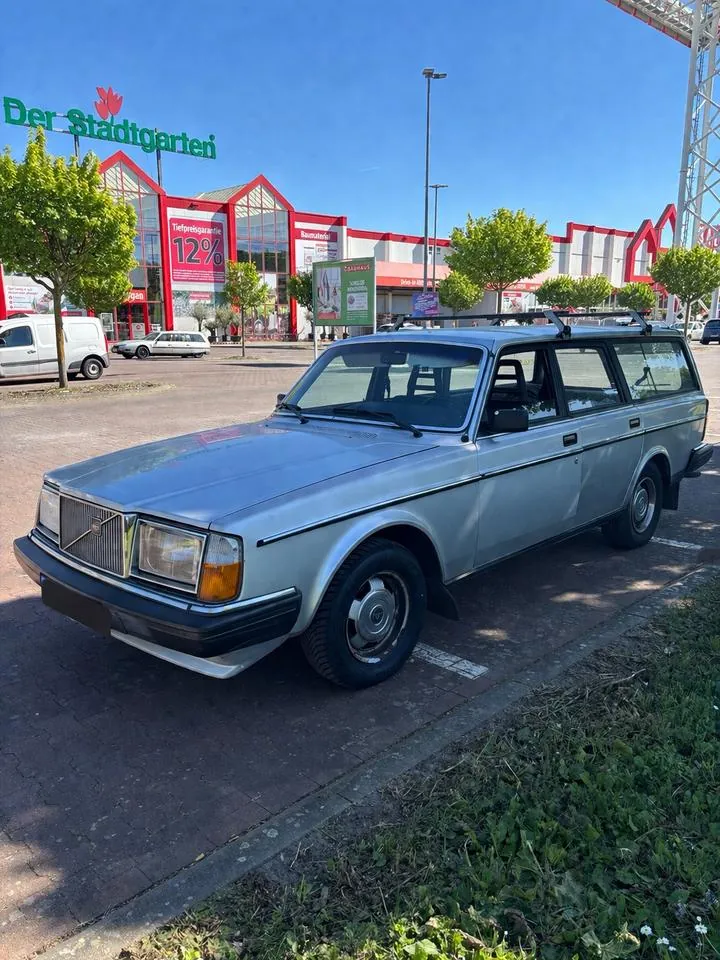Volvo 240