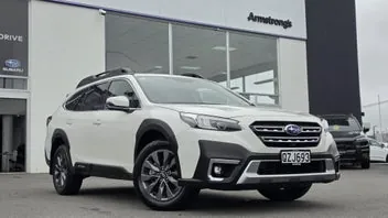 Subaru Outback 2024 photo 2