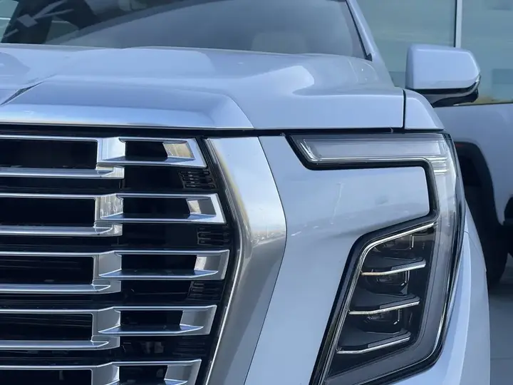 GMC Yukon 2027 photo 3