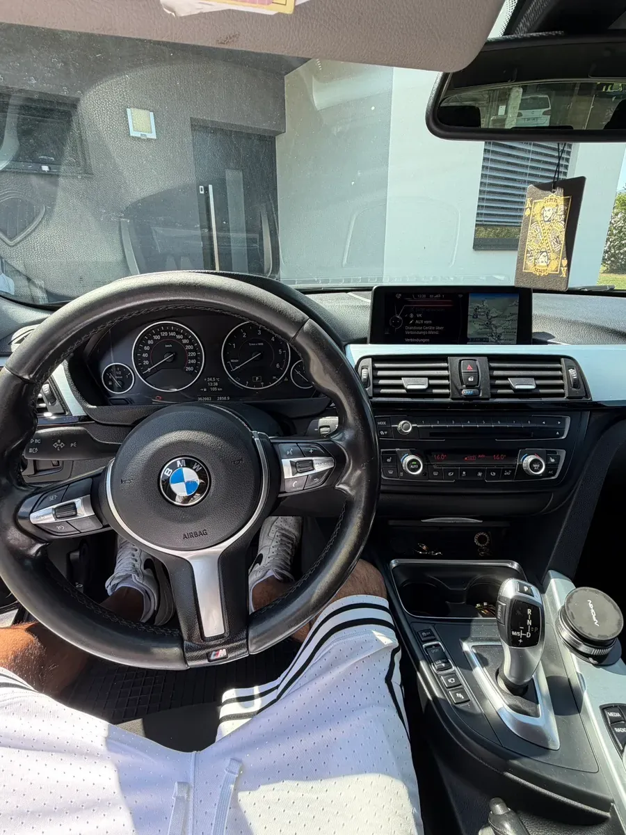 BMW 3 Series 2014 photo 3