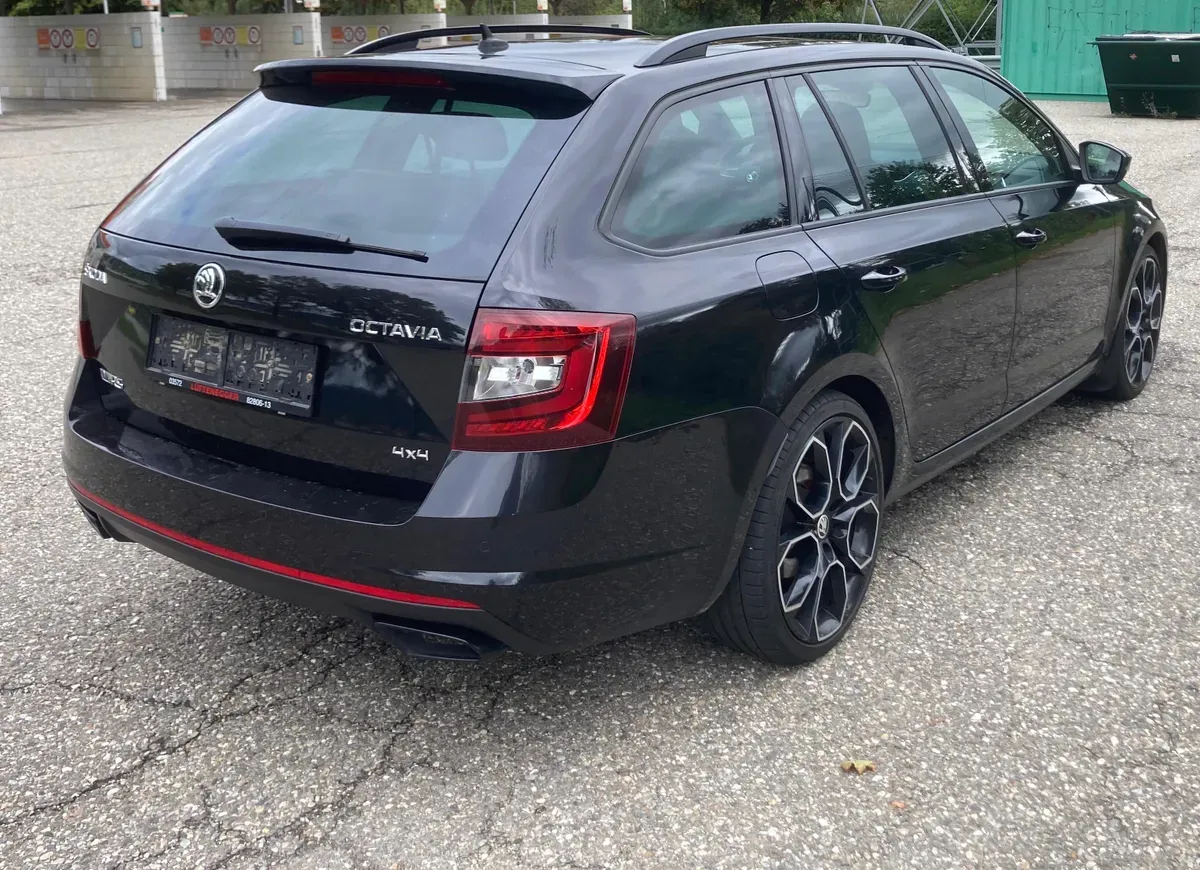 Skoda Octavia 2019 photo 2
