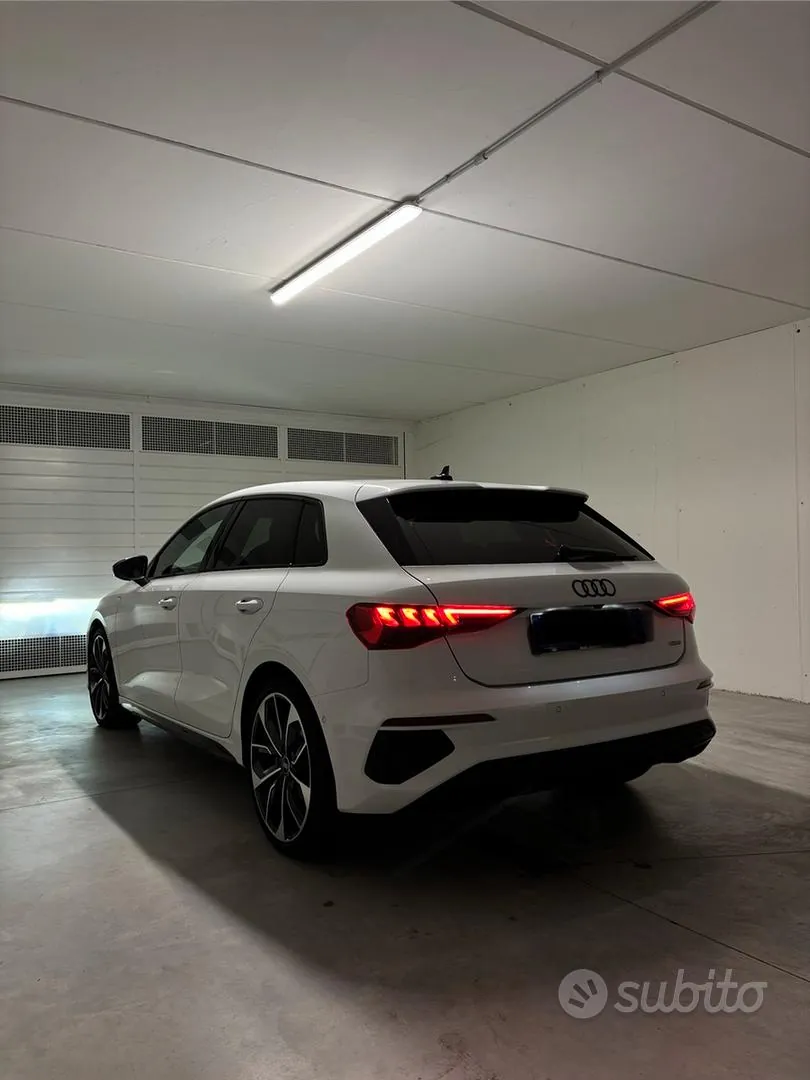 Audi A3 2024 photo 2