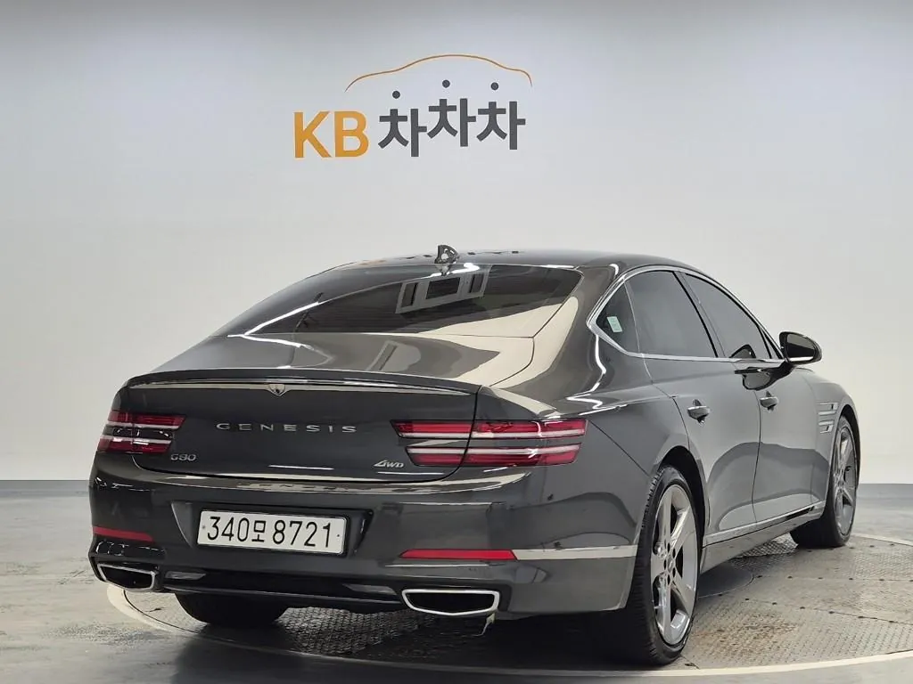 Genesis G80 2022 photo 3