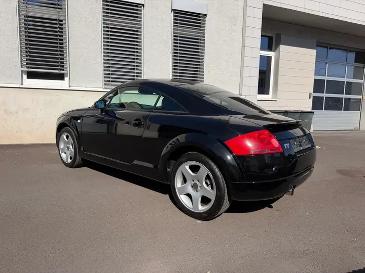 Audi Tt 2000 photo 2