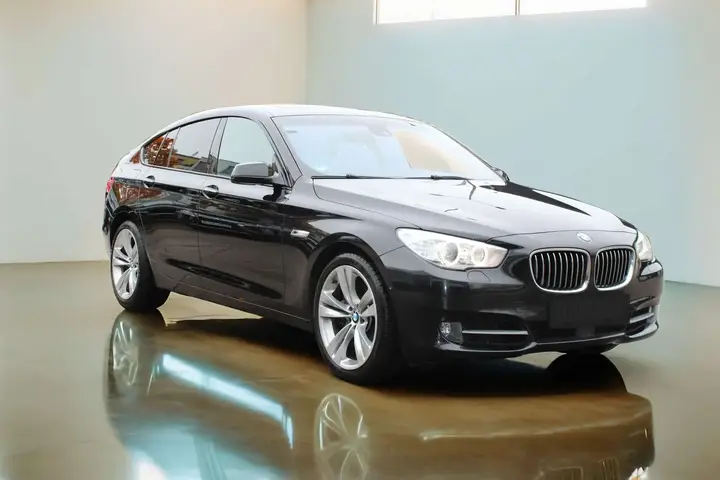 BMW 530D 2010 photo 3