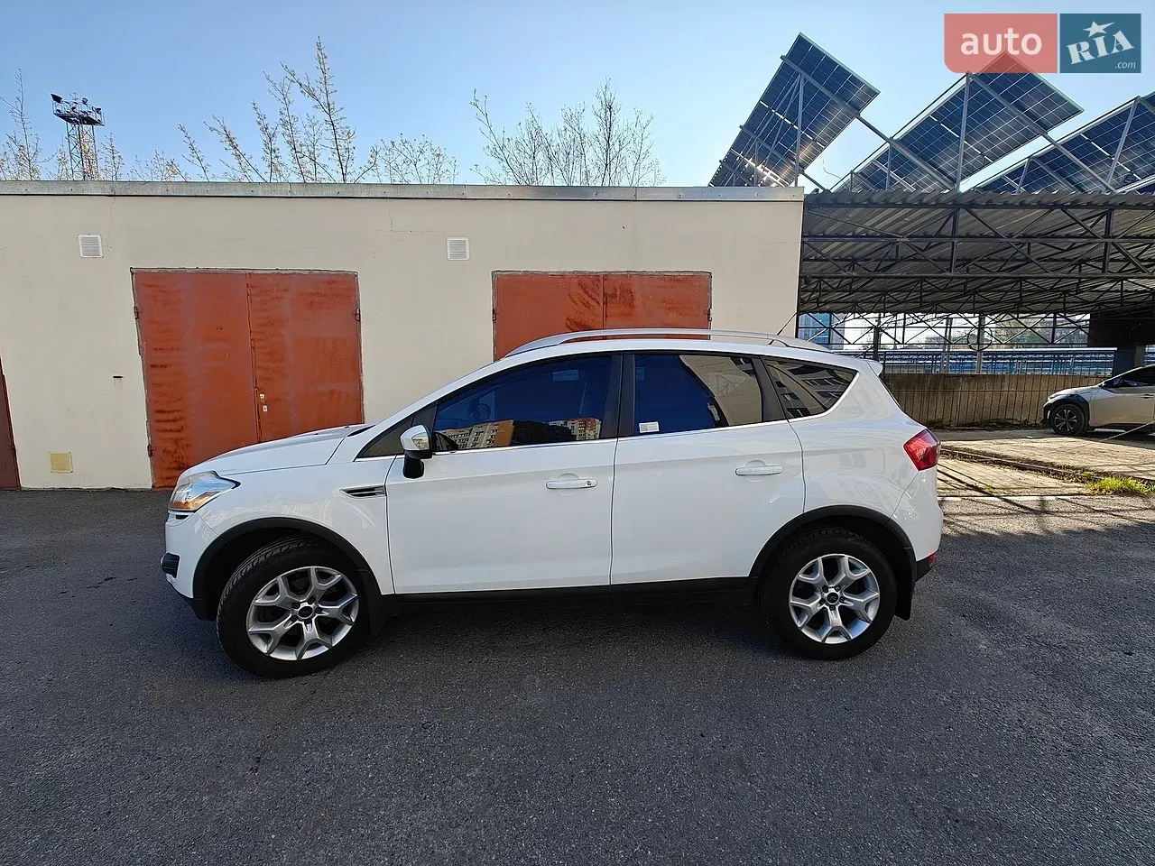 Ford Kuga 2012 photo 3