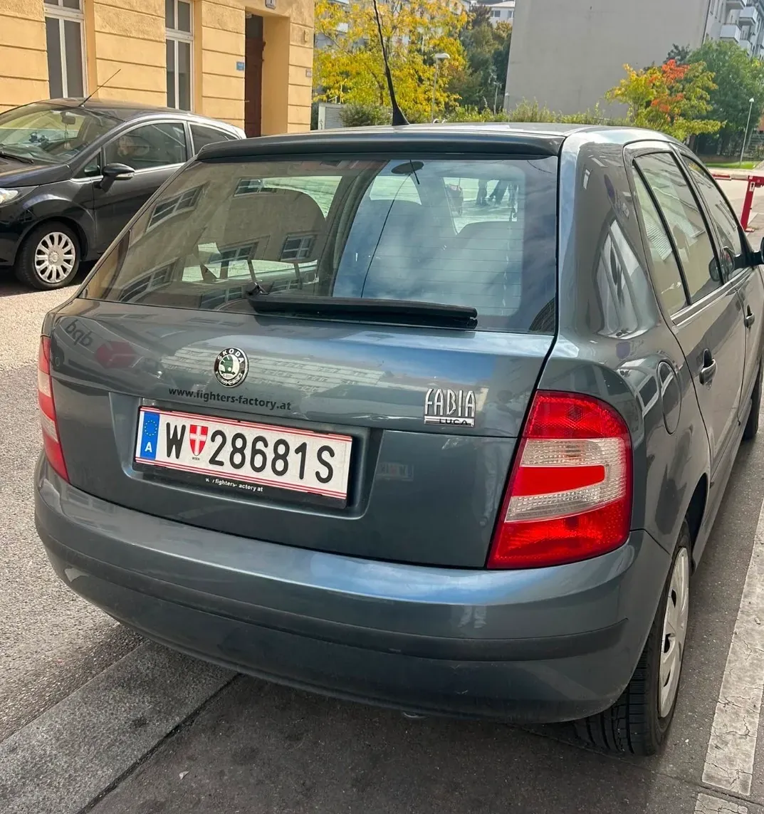 Skoda Fabia 2006 photo 3