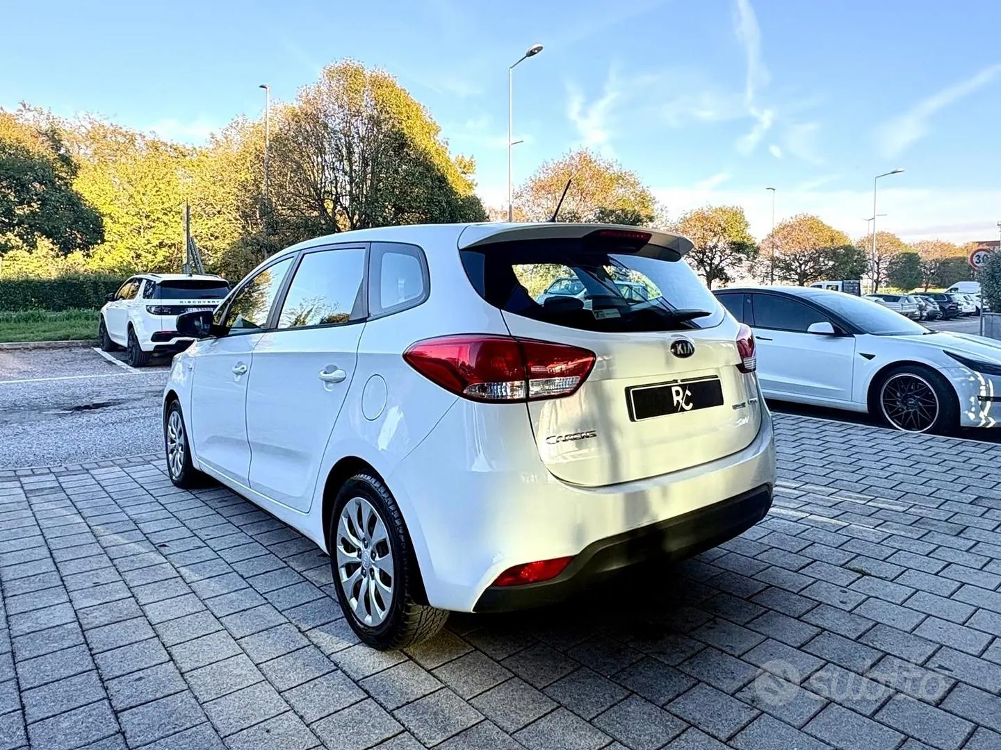 Kia Carens 2014 photo 4