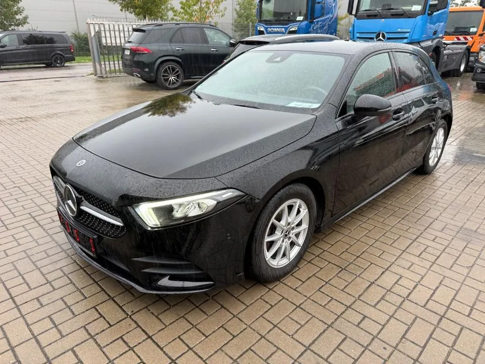 Mercedes-Benz A 180