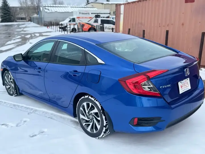 Honda Civic 2017 photo 2