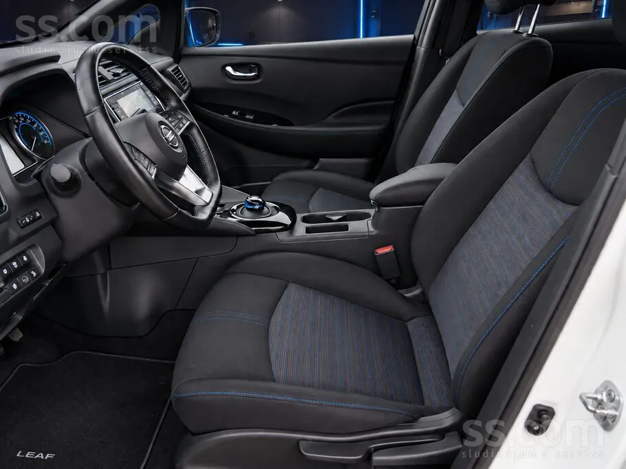 Nissan Leaf 2020 photo 3