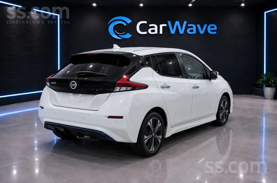 Nissan Leaf 2020 photo 2