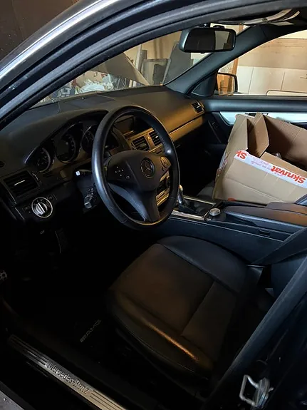 Mercedes-Benz C220 2011 photo 4